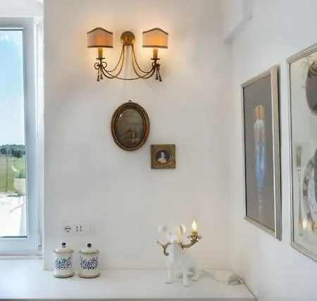 Tenuta Miro Kır Evi *