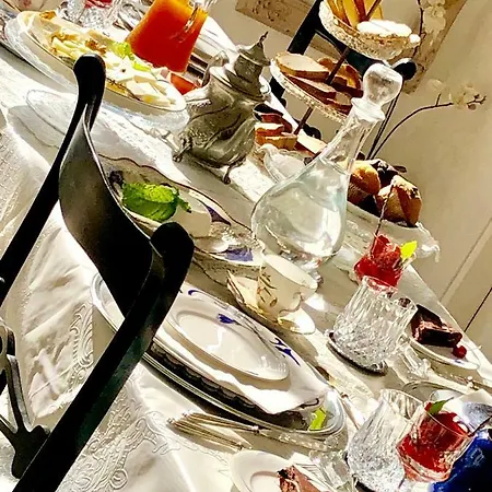 泰努塔米罗住宿加早餐旅馆 奥斯图尼